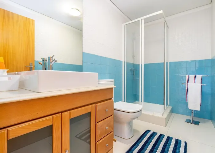 Cedofeita Exclusive With Parking Included *